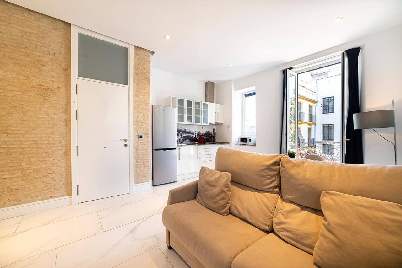 Alohamundi Adriano Apartment เซบีญา ภายนอก รูปภาพ