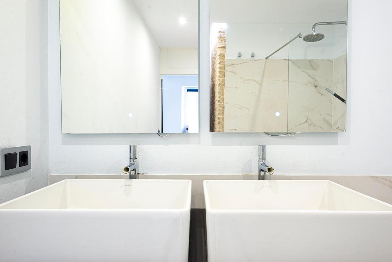 Alohamundi Adriano Apartment เซบีญา ภายนอก รูปภาพ