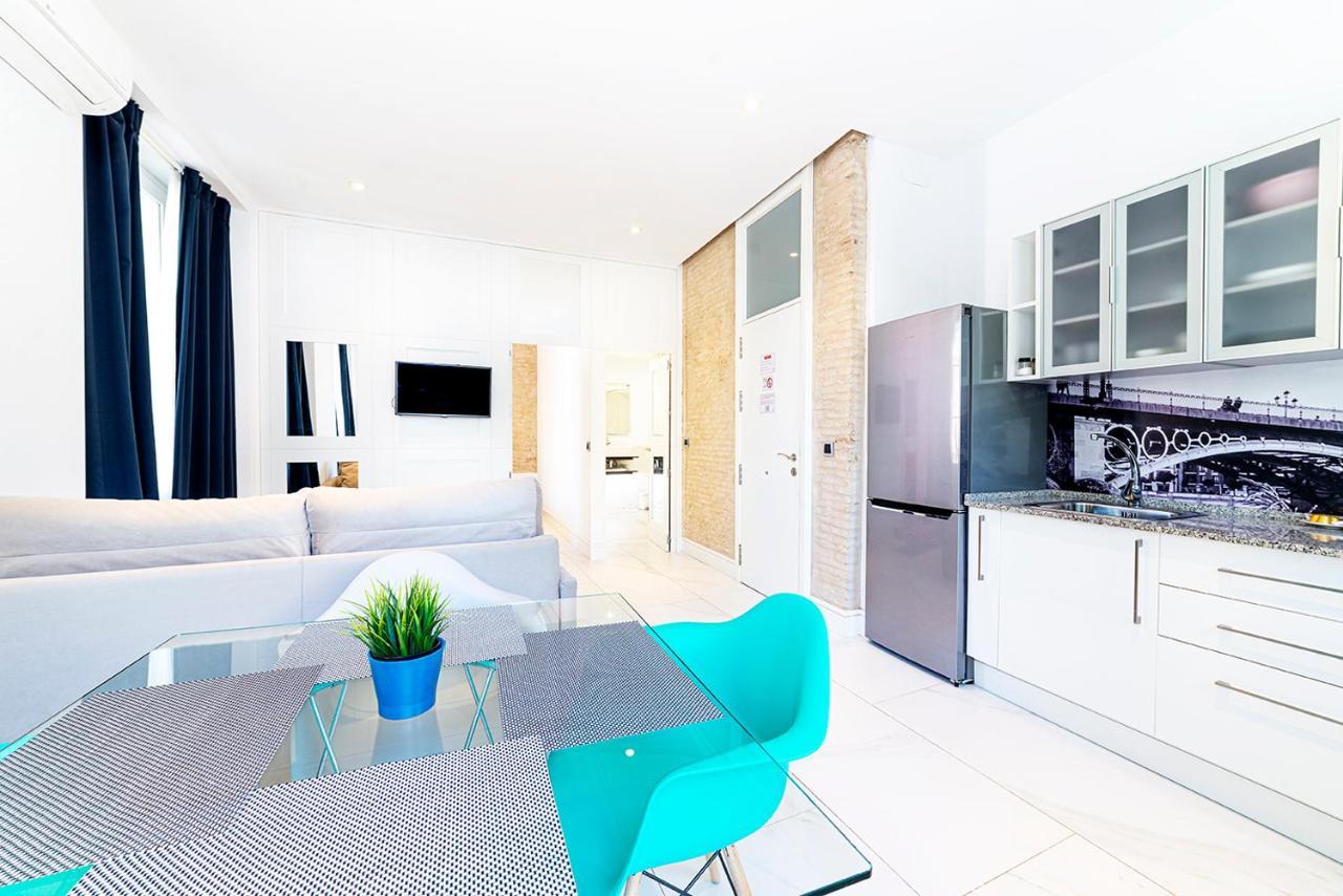 Alohamundi Adriano Apartment เซบีญา ภายนอก รูปภาพ