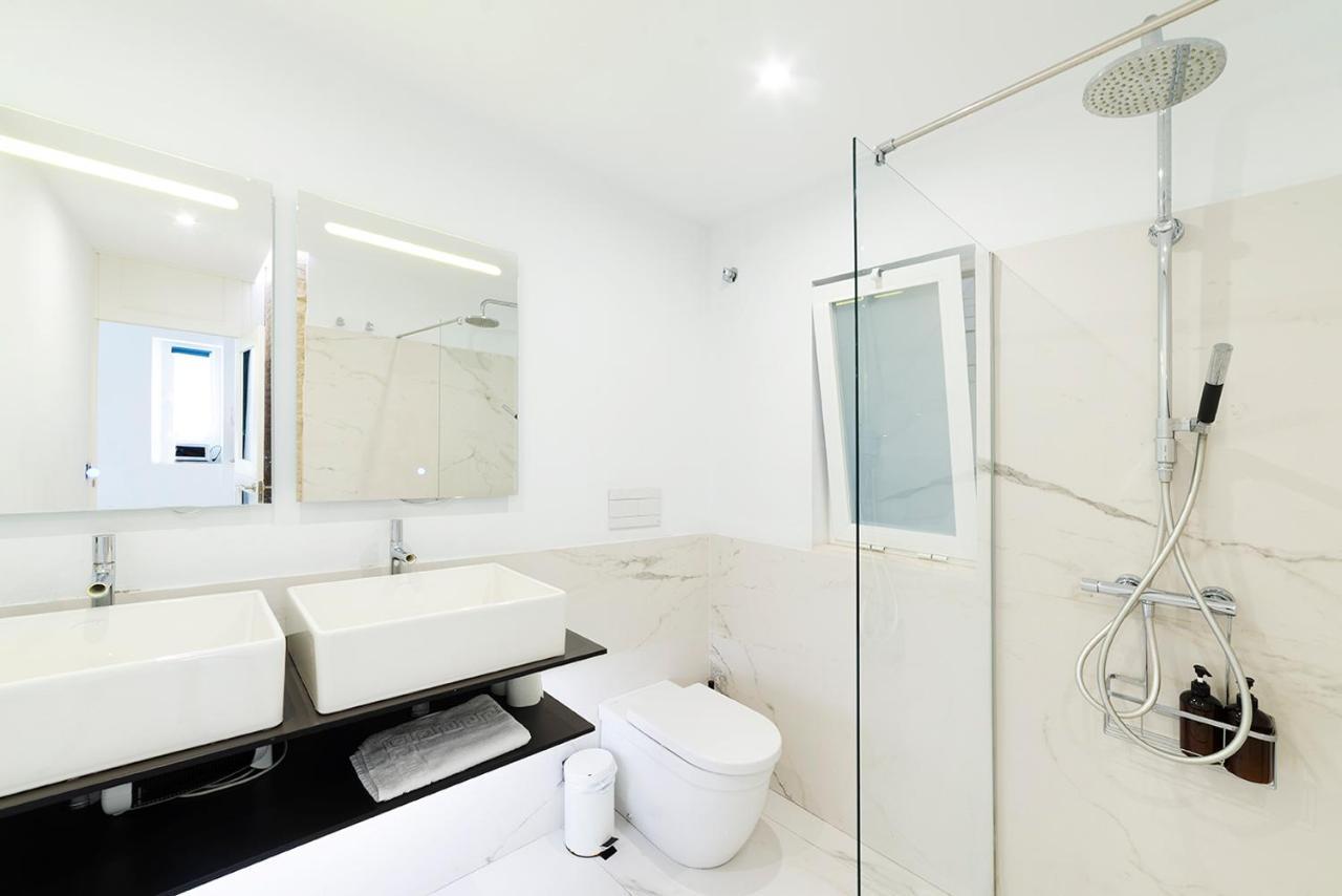 Alohamundi Adriano Apartment เซบีญา ภายนอก รูปภาพ