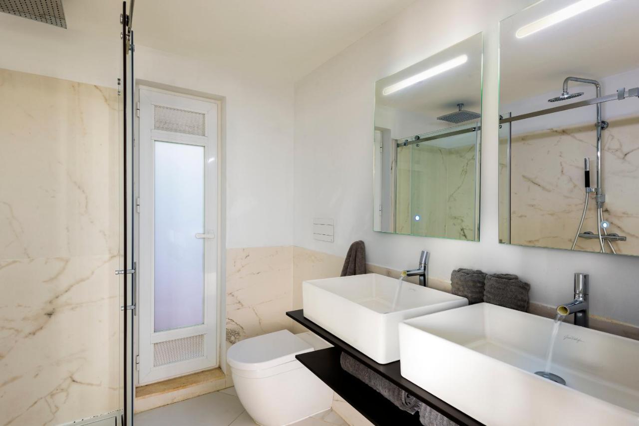 Alohamundi Adriano Apartment เซบีญา ภายนอก รูปภาพ