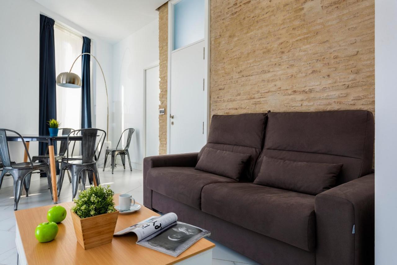 Alohamundi Adriano Apartment เซบีญา ภายนอก รูปภาพ