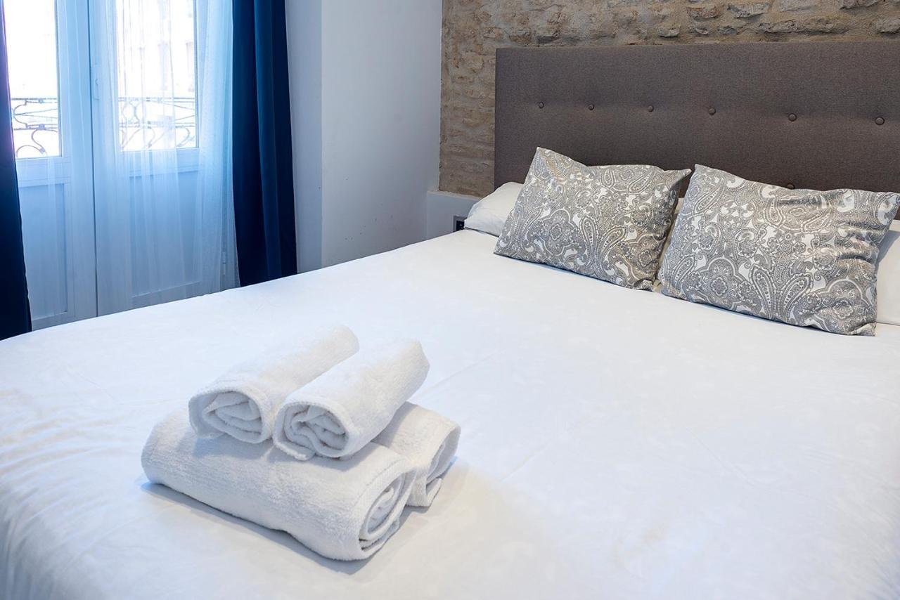 Alohamundi Adriano Apartment เซบีญา ภายนอก รูปภาพ