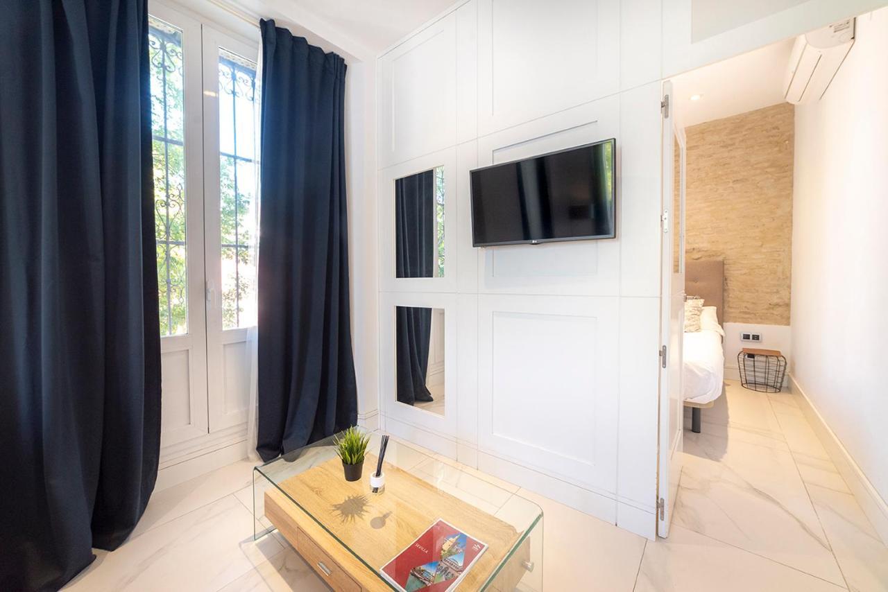 Alohamundi Adriano Apartment เซบีญา ภายนอก รูปภาพ