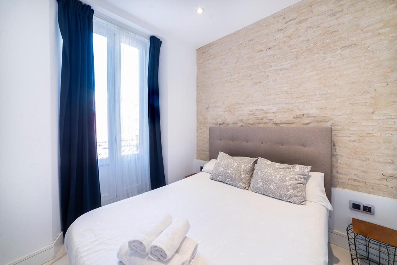 Alohamundi Adriano Apartment เซบีญา ภายนอก รูปภาพ