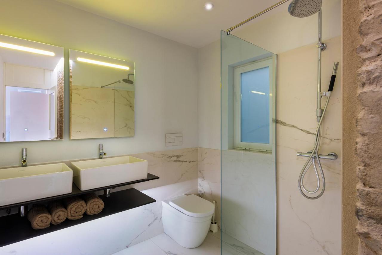 Alohamundi Adriano Apartment เซบีญา ภายนอก รูปภาพ